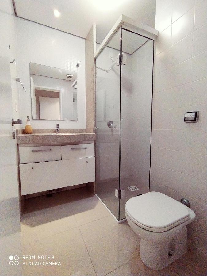 Lindo Triplex43-quadra De Tenis-piscina Holiday home *