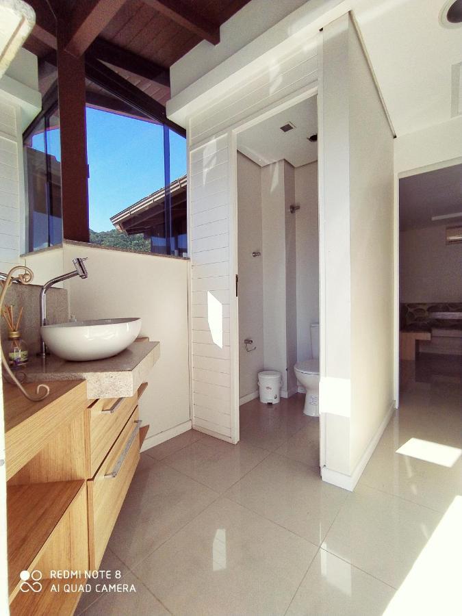 Lindo Triplex43-quadra De Tenis-piscina Holiday home Florianopolis